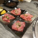 焼肉 六花 - 