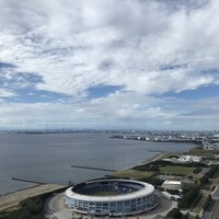 スカイクルーズマクハリ アパホテル＆リゾート東京ベイ幕張 - 窓際席からの眺望