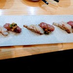 寿司割烹酒場 ゐまる - ノドグロ炙り握り　和牛握り