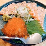 寿司割烹酒場 ゐまる - 炙り鮭イクラおろし巻き