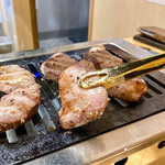 Oosaka Yakiniku Horumon Futago - 