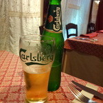 シラノ・ド・ベルジュラック - カールスバーグ（630円）と専用グラス