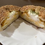 マルのパン屋 - 卵たっぷり入ってます