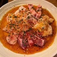 炭火焼肉ホルモン うしごろ 中目黒店 - 