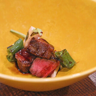 There is also 'phantom wagyu beef'. A variety of courses with different concepts depending on price range