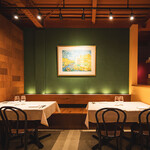 Osteria Splende - イタリアの絵画を見上げながらお食事をお楽しみください