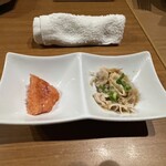 もつ鍋 一藤 博多店 - お通し