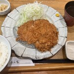 とんかつとカフェあら珠 - 