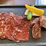 Tokachi Ha-Bu Gyuu Yakiniku Mommon - 