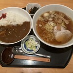 さばいしドライブイン - 半カレーと半ラーメン