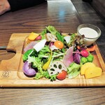 ミアスタンド - インスタ映えするミアサラダ！
