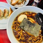 ラーメン つち家 - ラーメンセット@1,080円  ここへ来たらこれ一択！竹岡式ラーメン＋チャーシュー丼＋餃子3個のセットね！卵は1個無料で頂けます♪