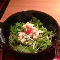 麓屋 京王プラザホテル - エビとアボカドのぶっかけそば