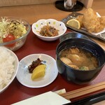 和食処 一歩芽 - 牡蠣フライ定食