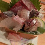 居魚屋 うおはん - 升盛り(750円) これはマストチョイスです