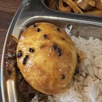 Supaisu Ba Monkari - 卵のアチャール