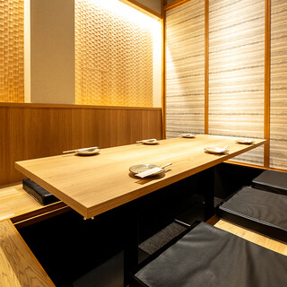 全部为包间在日式时尚的私人空间里用餐。