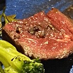 ビストロ ウエノ ニバンチョウ - 蝦夷鹿のステーキ