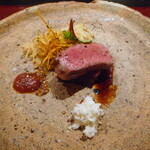 青蓮院門跡前 月おか - ５０日間ドライエイジングした経産牛の炭火焼き