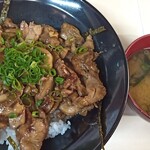 武内食堂 - かしわバター丼。正直来るんじゃなかった