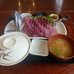 Miyataya - マグロの姿造り1500円 ご飯大盛り100円