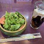 札幌カリーぱお - サラダ＆アイスコーヒー