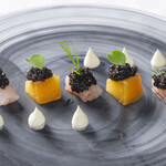 芦屋フレンチ北じま - 料理写真:一缶丸ごとキャビアと麗玉すもものデュエット