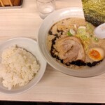 屋台とんこつらーめん めん吉 - 