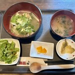 凛音 - お昼の定食（白飯抜きｗ