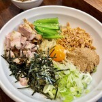 Ramen Hanabi - あえそば930円にチャーシューを追加トッピング