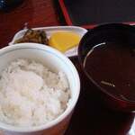 Minshuku Shirai - ご飯とみそ汁