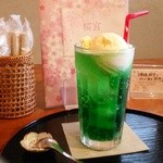 cafe 巣鴨 桜宮 - クリームソーダ（通常600円）