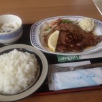 シーサイドラルゴ - ステーキセット1500円。