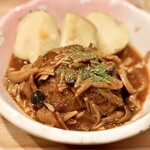 Sousaku Obanzai Motto Shiawaseni Naritai - 煮込みハンバーグ