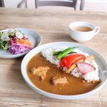 Colorful vegetable curry 1,210 yen (tax included)