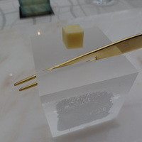 クイントカント - コンテフォルマッジョ　1ｃｍ×1ｃｍ冷凍