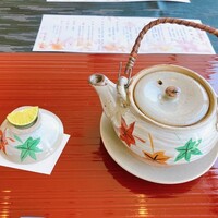 大阪なだ万 - 松茸土瓶蒸し