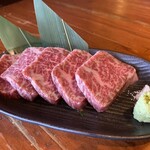 焼肉はなれ - 