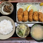 Tonkatsu Sanshiya - カキふらい定食