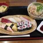 居酒屋桃太郎 - にぎりセット