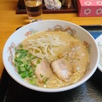 中華村 悟空 - とんこつラーメン