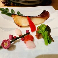 鮨割烹やま中 - 