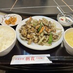 中華料理 朝霞刀削麺 - C定食 鶏肉の黒胡椒炒め