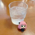 洋食の赤ちゃん - アーニャ、お冷すきっ！　※普段から、持ち歩いてて、良かったよ