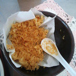 池上製麺所 - 天かすは無料。会計の後ろにあります。