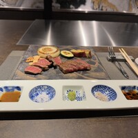 大阪鉄板焼き 神戸牛 TATARA - 
