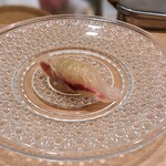 鮨 たつ也 よしかわ - シマアジ