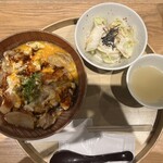 名古屋コーチン親子丼 酉しみず - 