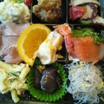 Kakiyasu Dining - ９つの味わいプレート