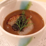 トゥ・ラ・ジョア - 帆立貝柱のポルチーニ風味　(2013/10)